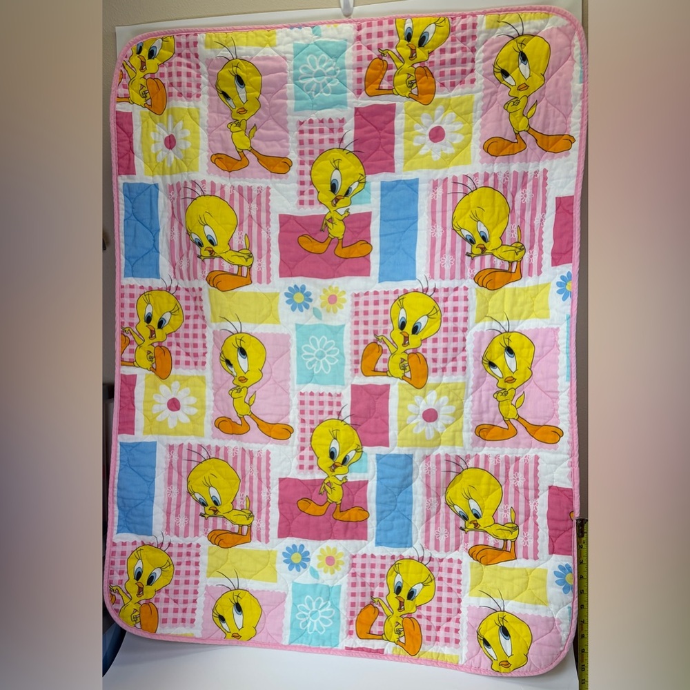 VTG 1997 Looney Tunes Tweetie‎ Bird Daisy Quilt Crib Toddler Bed Nursery Blanket